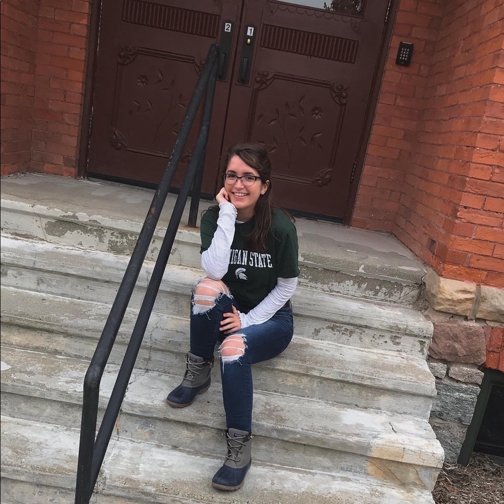 Meet your Posher, Emma
